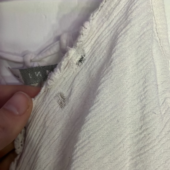 White cute summer shirt has 2 holes and one little non noticeable stain - Picture 3 of 6